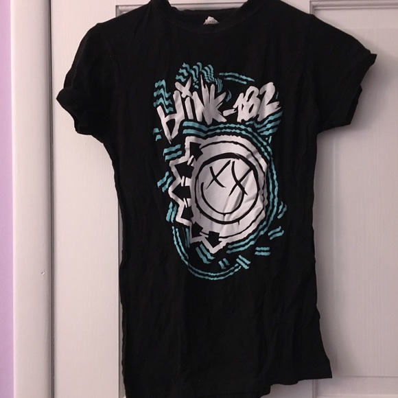 blink-182 band t shirt - Picture 1 of 1